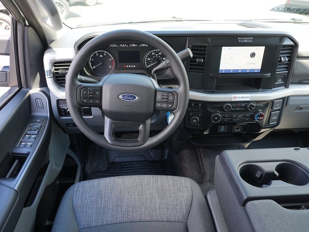 Used 2025 Ford F550 4x4 Crew Cab image 21