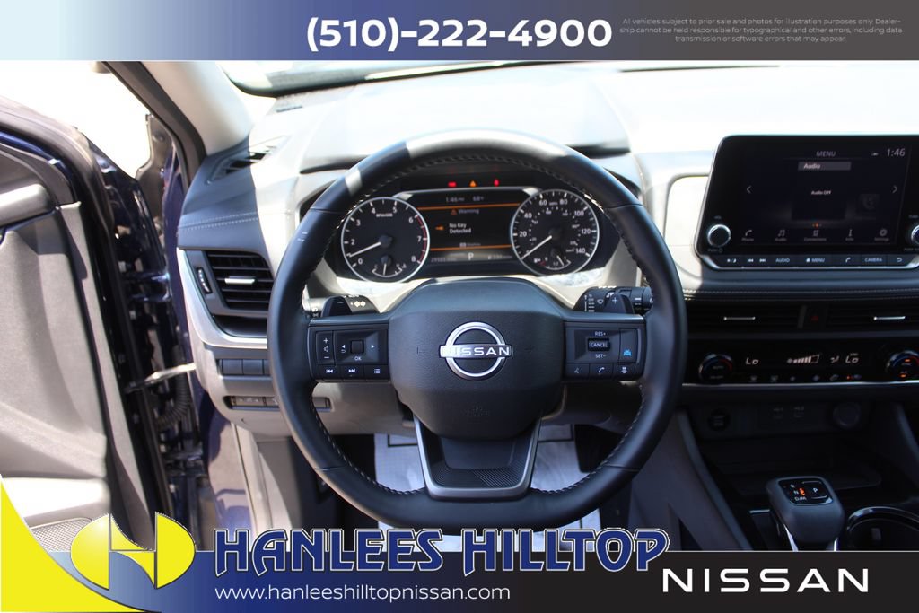 Used 2025 Nissan Rogue SV FWD image 18