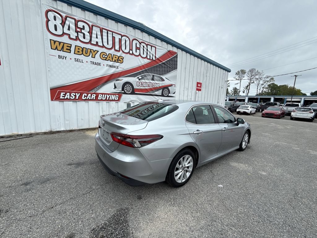 Used 2022 Toyota Camry LE w/ Convenience Package FWD image 8