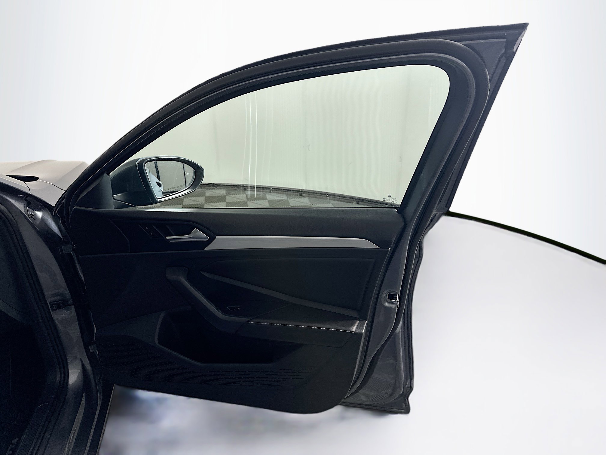 Used 2025 Volkswagen Jetta S image 32