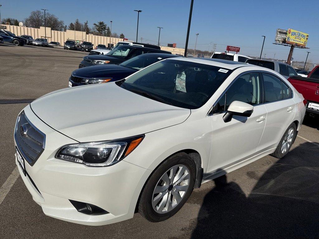 Used 2017 Subaru Legacy 2.5i Premium image 2