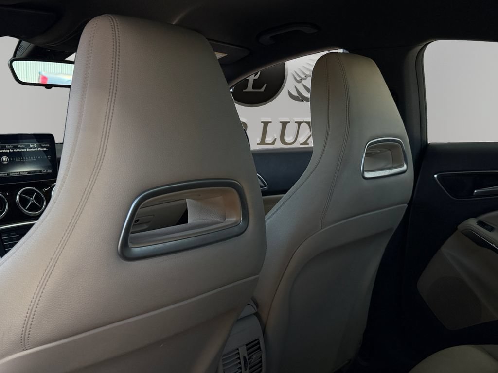 Used 2018 Mercedes-Benz CLA 250 image 23