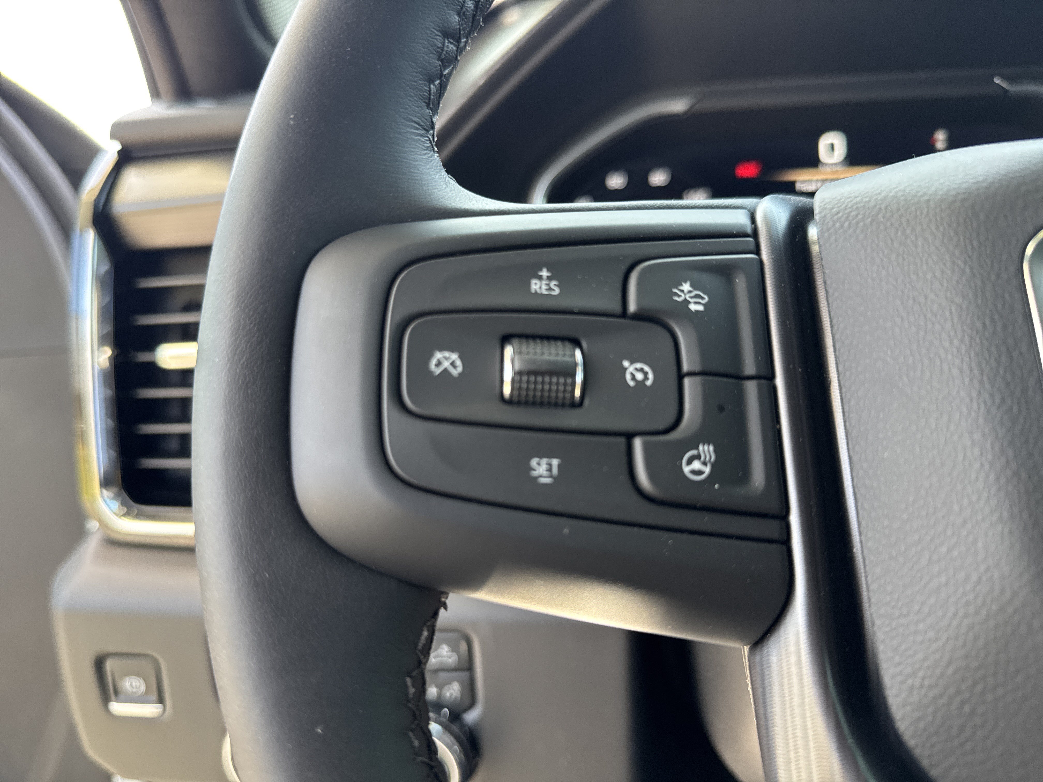 New 2026 GMC Sierra 2500 Denali Ultimate AWD/4WD image 19