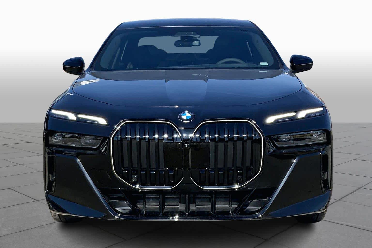 New 2026 BMW 740i xDrive AWD/4WD image 3