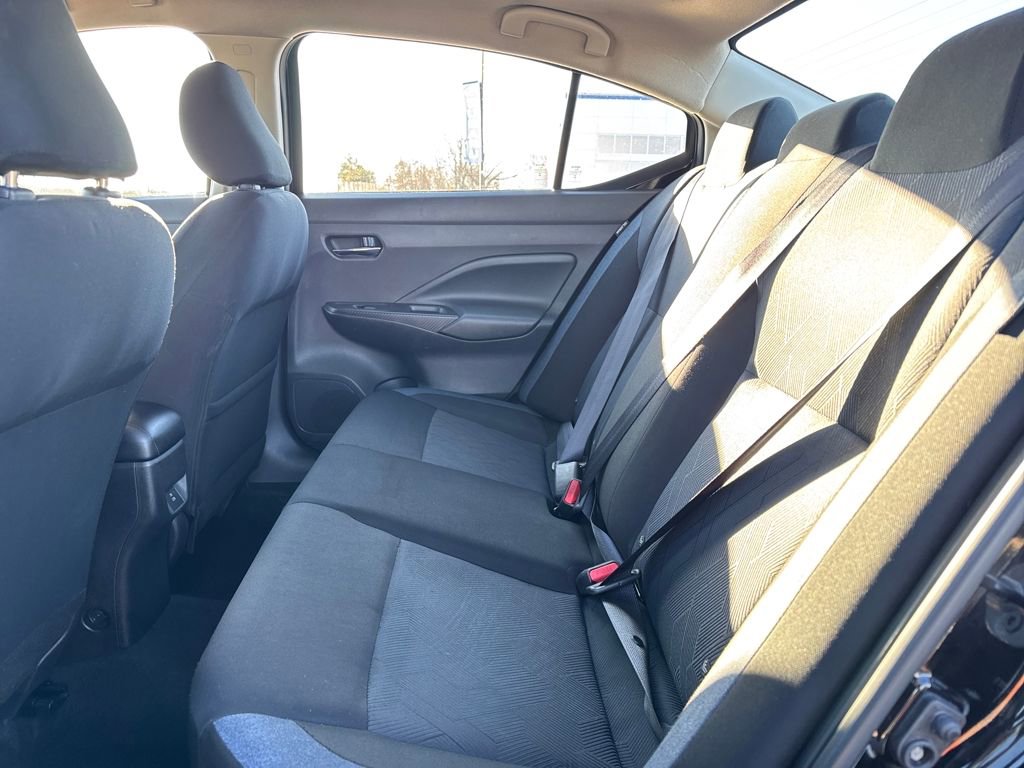 Used 2023 Nissan Versa SV image 11