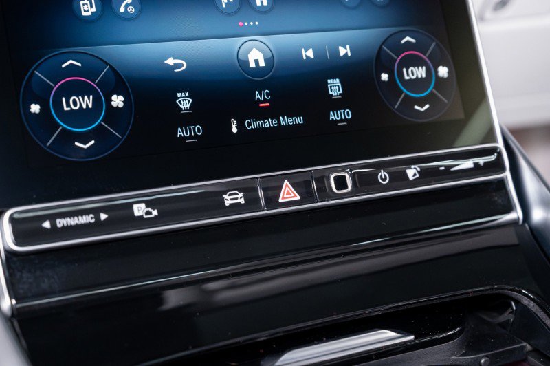 Certified 2026 Mercedes-Benz Maybach SL 680 image 29