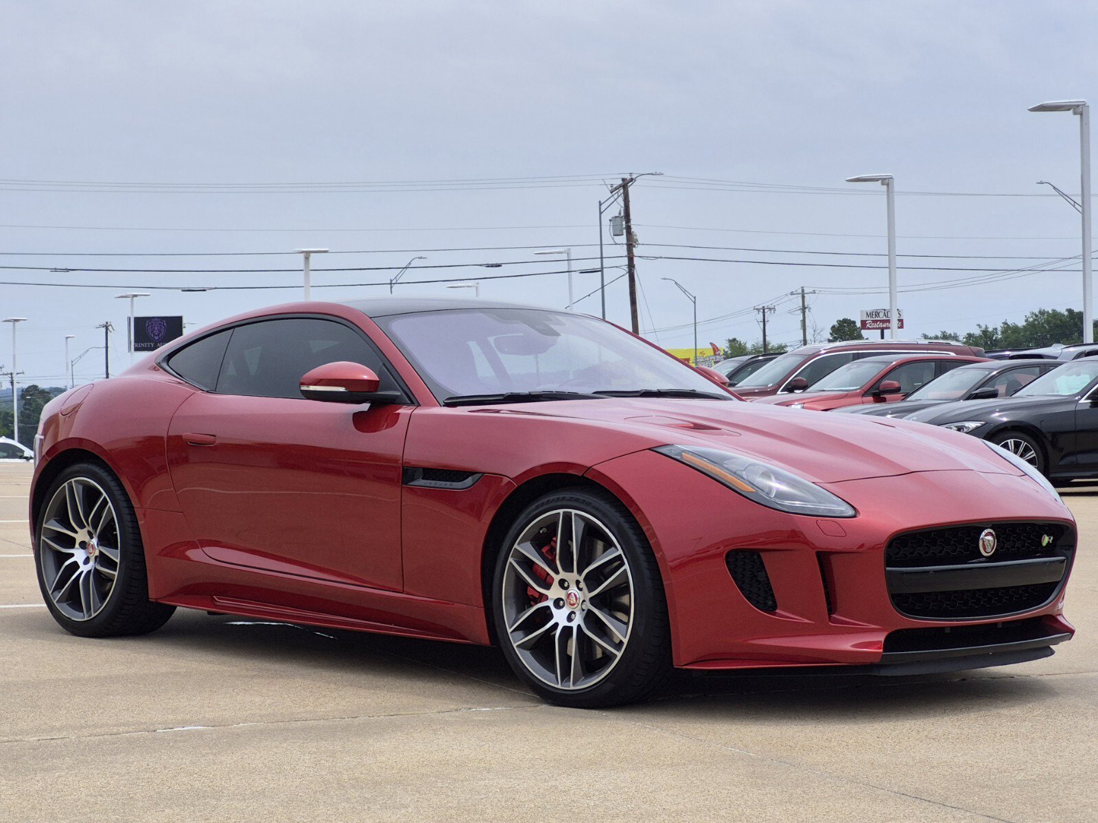 Used 2017 Jaguar F-TYPE R AWD/4WD image 3