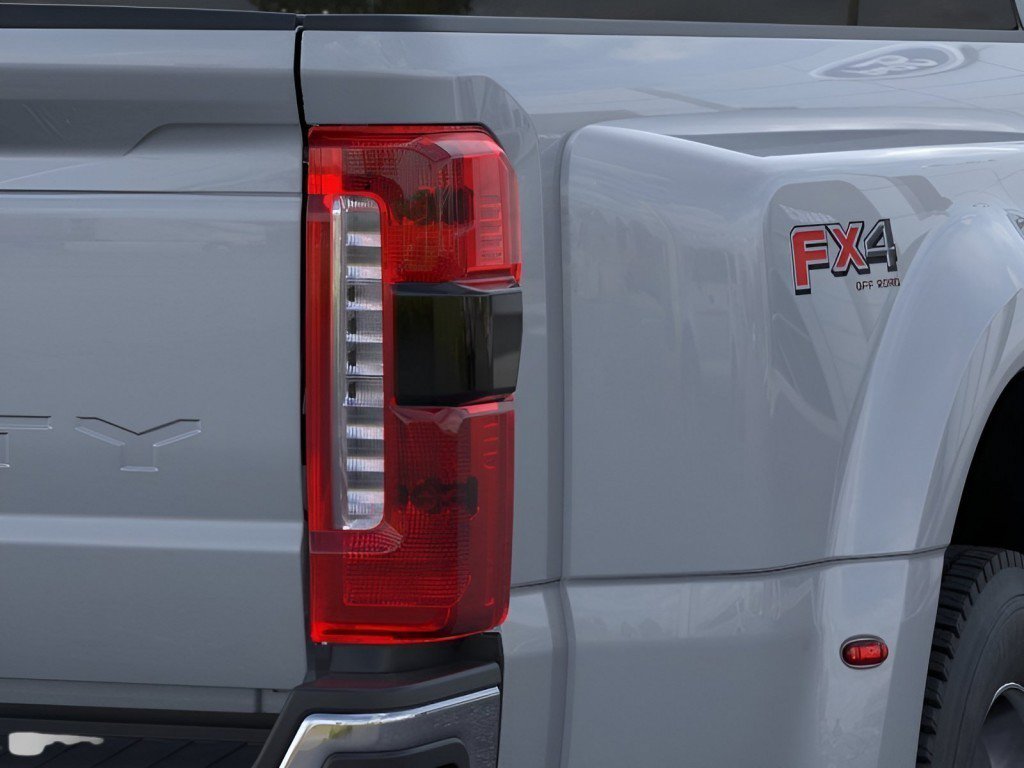 New 2026 Ford F450 Lariat w/ Lariat Ultimate Package AWD/4WD image 22