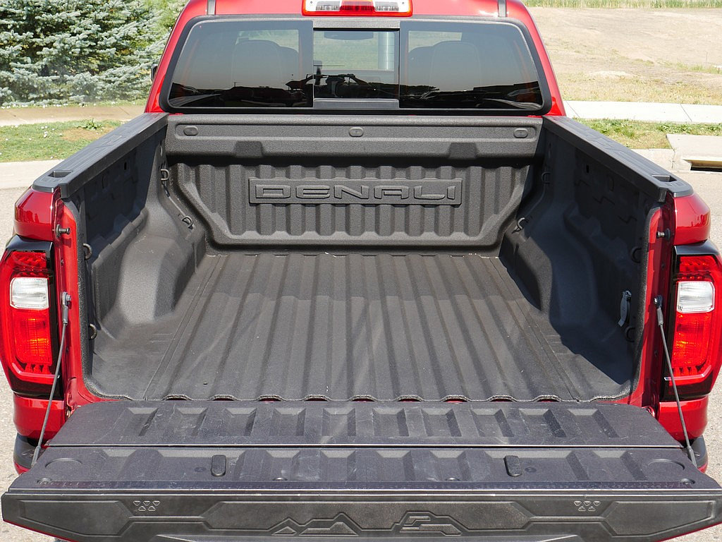Used 2023 GMC Canyon Denali AWD/4WD image 73