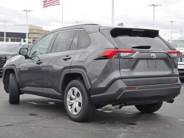 Used 2019 Toyota RAV4 LE image 18