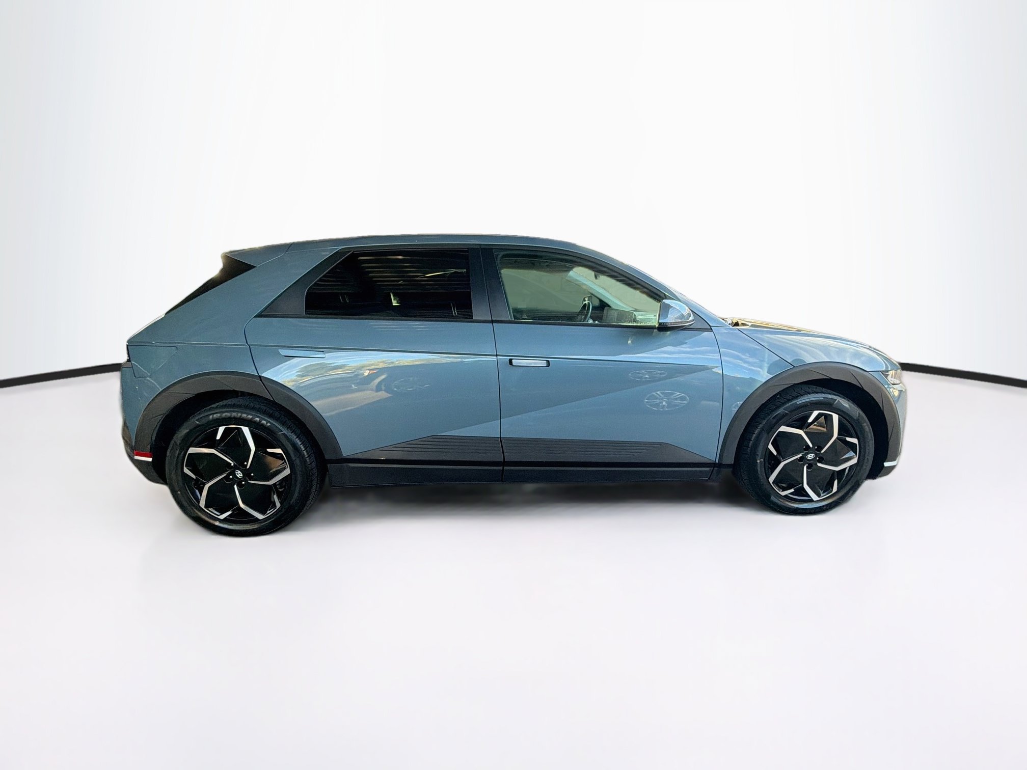Used 2024 Hyundai Ioniq 5 SEL AWD/4WD image 10
