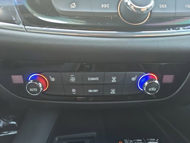 Used 2024 Buick Enclave Essence w/ LPO, Cargo Package image 4