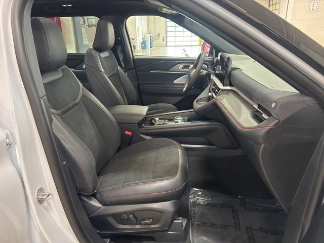 New 2026 Ford Explorer ST w/ Sun And Sound Package image 17