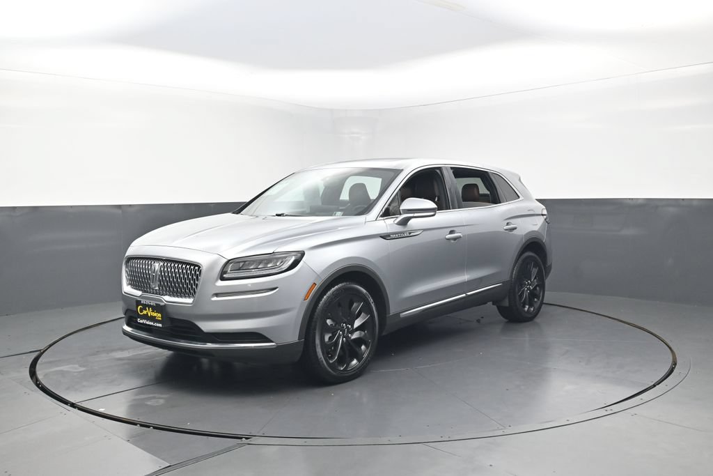 Used 2023 Lincoln Nautilus Reserve w/ Cargo Utility Package AWD/4WD image 41