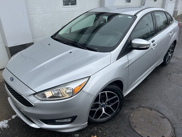 Used 2016 Ford Focus SE w/ SE Sport Package