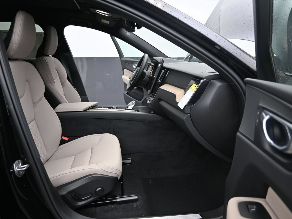 New 2026 Volvo XC60 T8 Core w/ Climate Package AWD/4WD image 16