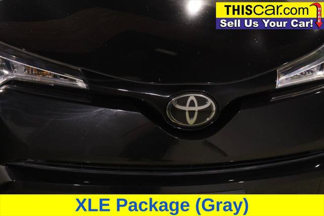 Used 2019 Toyota C-HR XLE FWD image 12