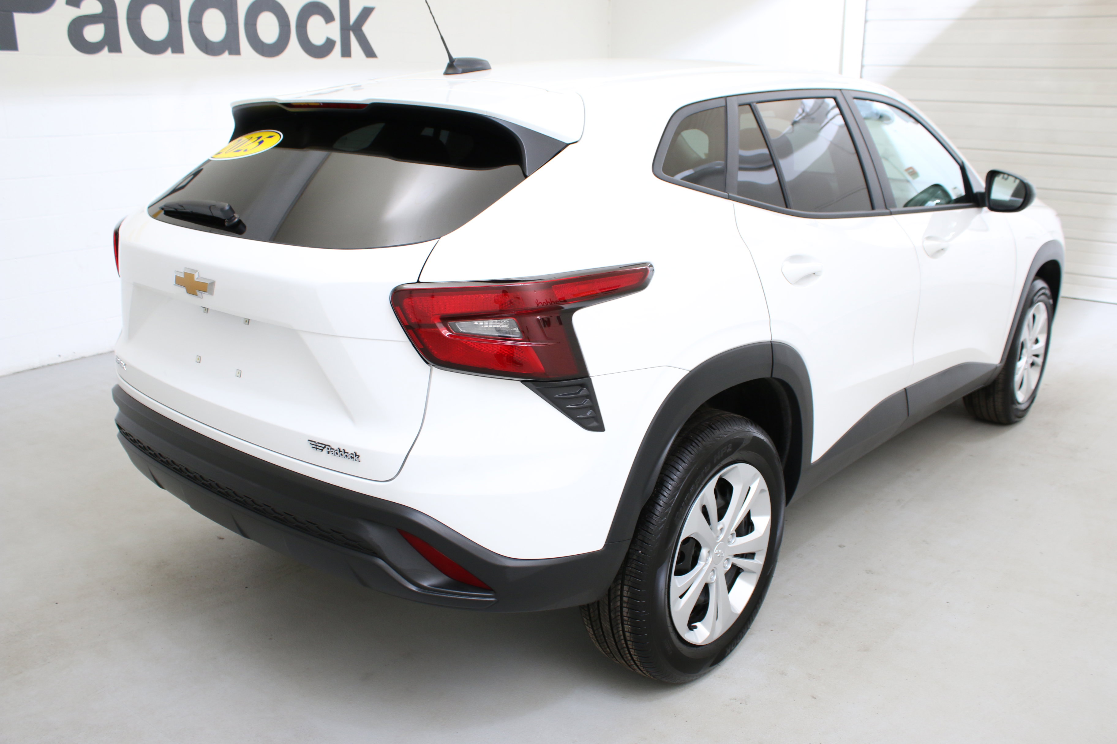 Used 2025 Chevrolet Trax LS image 9