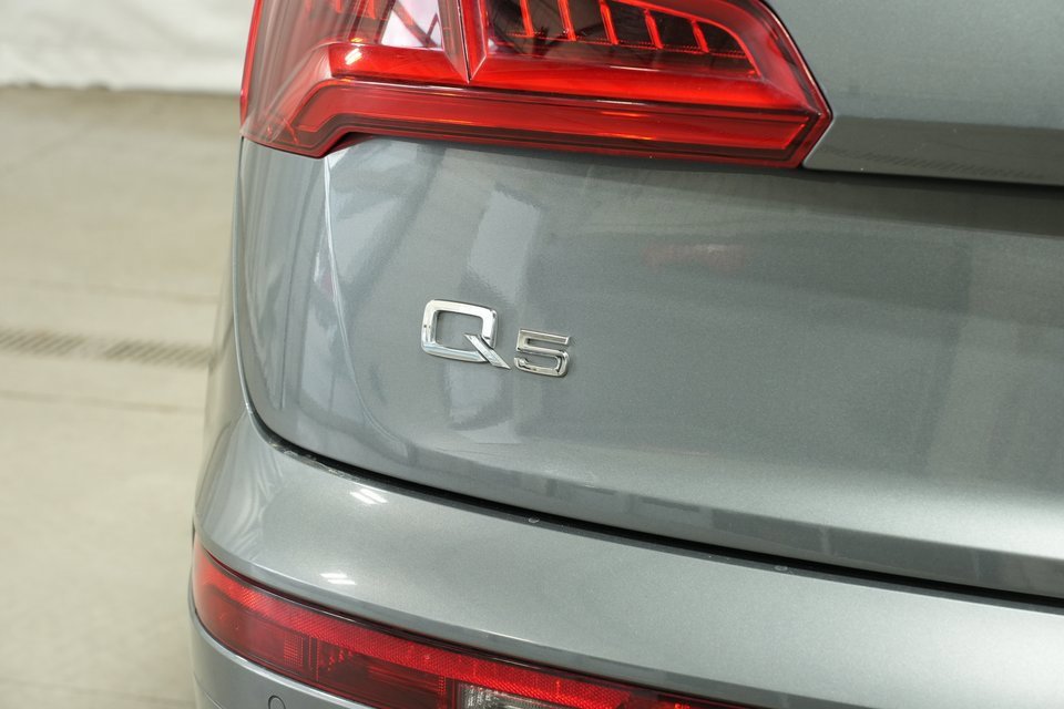 Used 2020 Audi Q5 2.0T Premium Plus w/ Premium Plus Package image 14