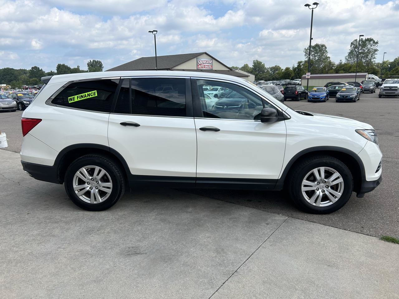 Used 2016 Honda Pilot LX image 4