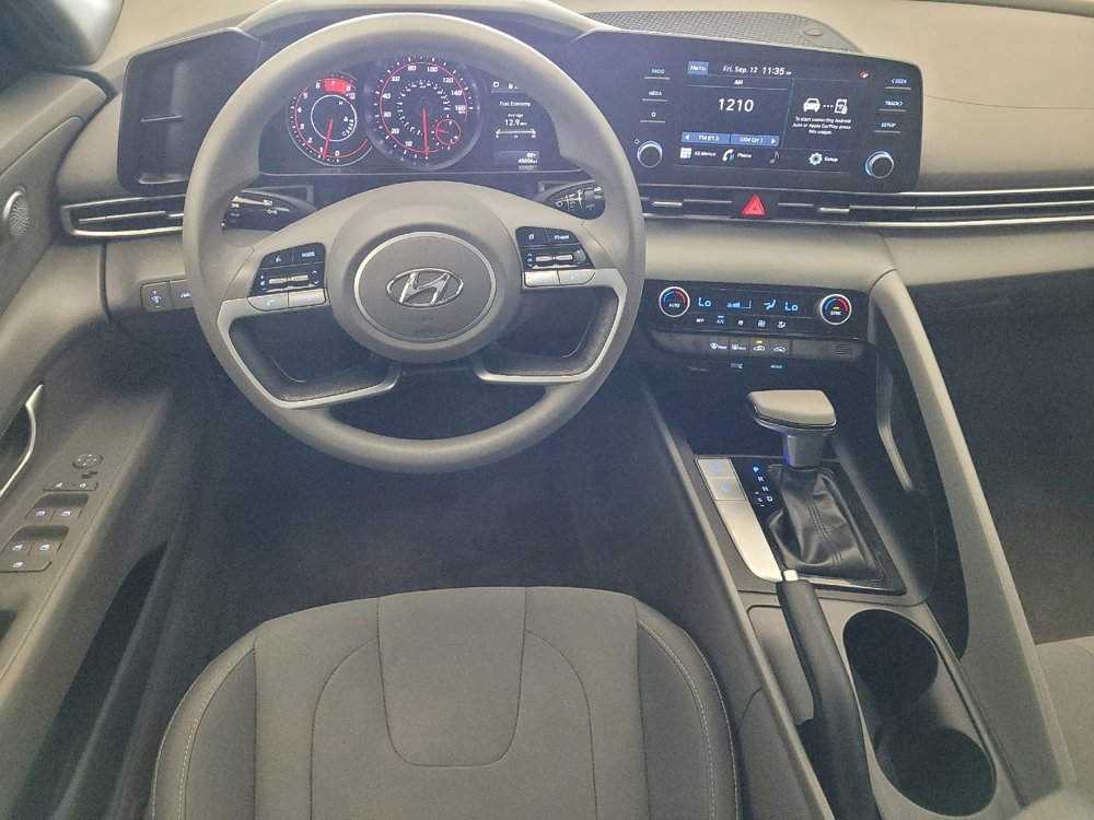 Used 2023 Hyundai Elantra SEL image 22