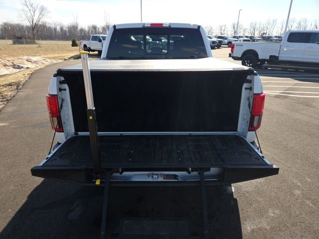 Used 2020 Ford F150 Lariat w/ Equipment Group 502A Luxury AWD/4WD image 13
