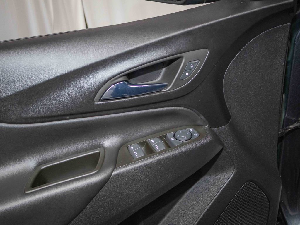 Used 2022 Chevrolet Equinox LT image 10