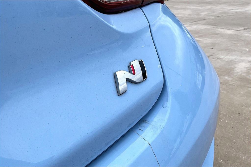 Used 2022 Hyundai Veloster N FWD image 38