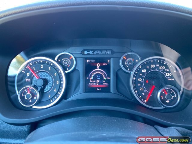 New 2026 RAM 2500 Tradesman w/ Chrome Appearance Group AWD/4WD image 19