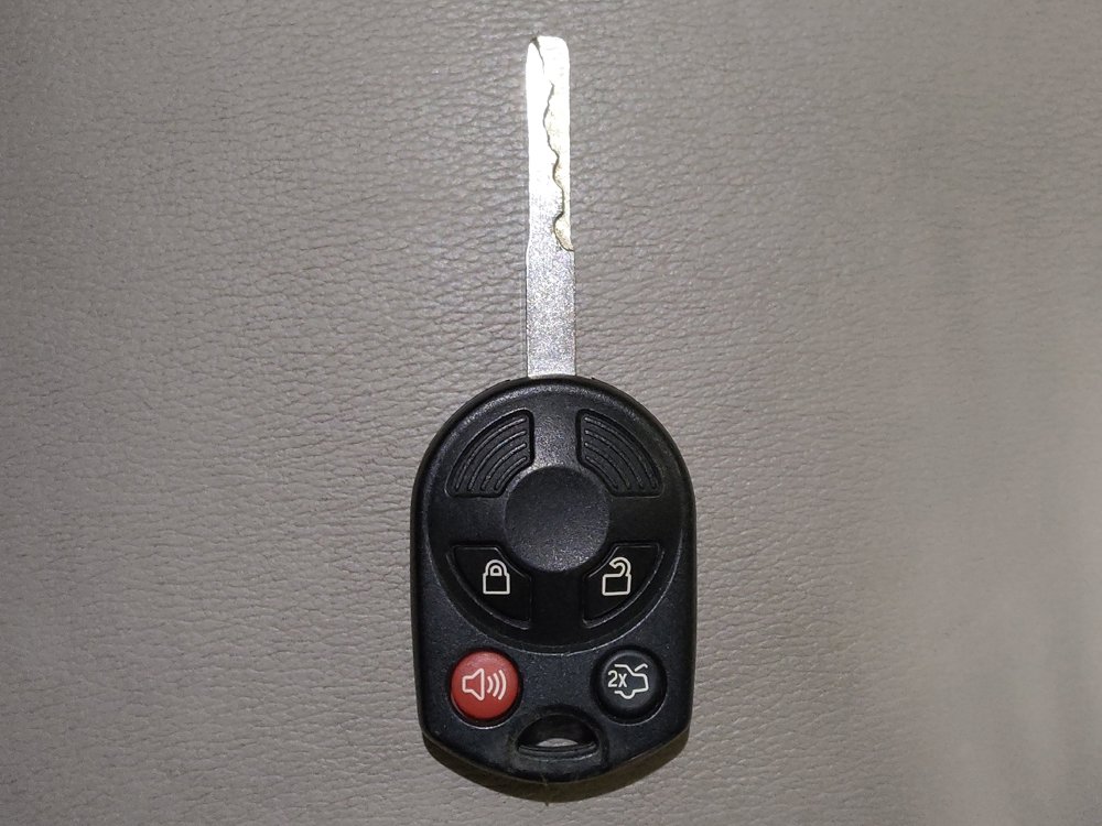 Used 2018 Ford Escape SEL image 32