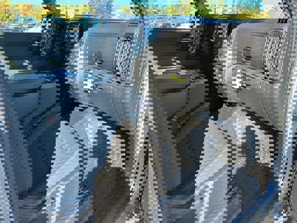 New 2026 Chevrolet Silverado 1500 W/T image 37