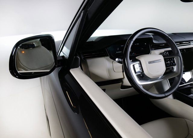 New 2026 Land Rover Range Rover SE AWD/4WD image 23