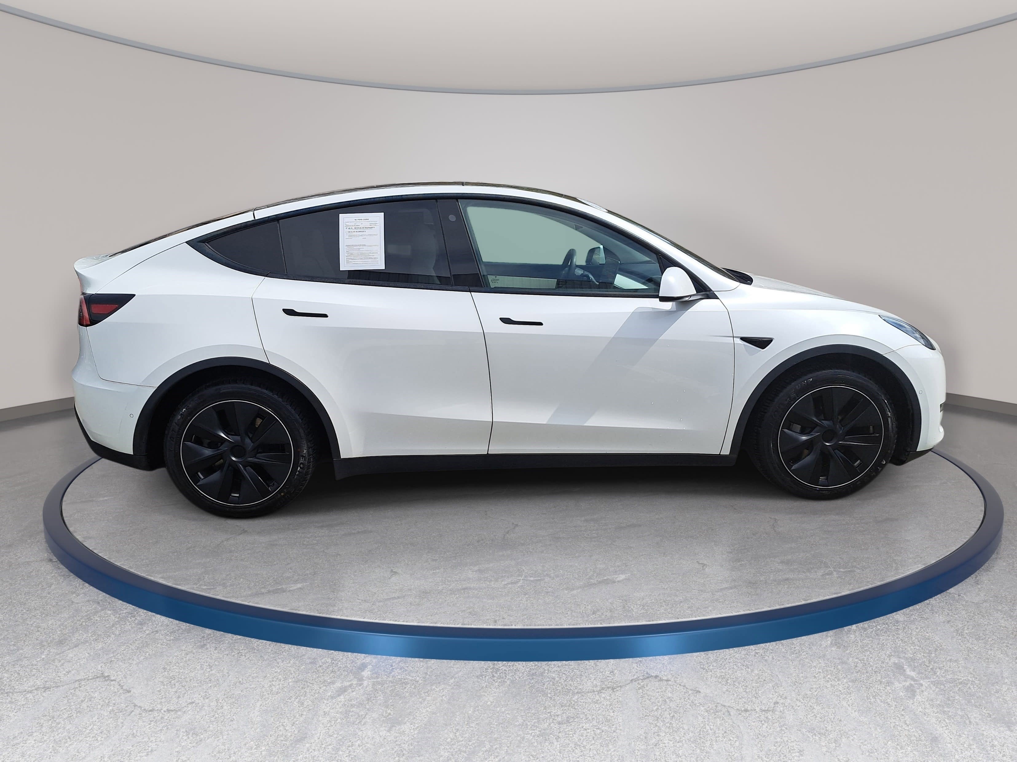 Used 2021 Tesla Model Y Long Range image 4