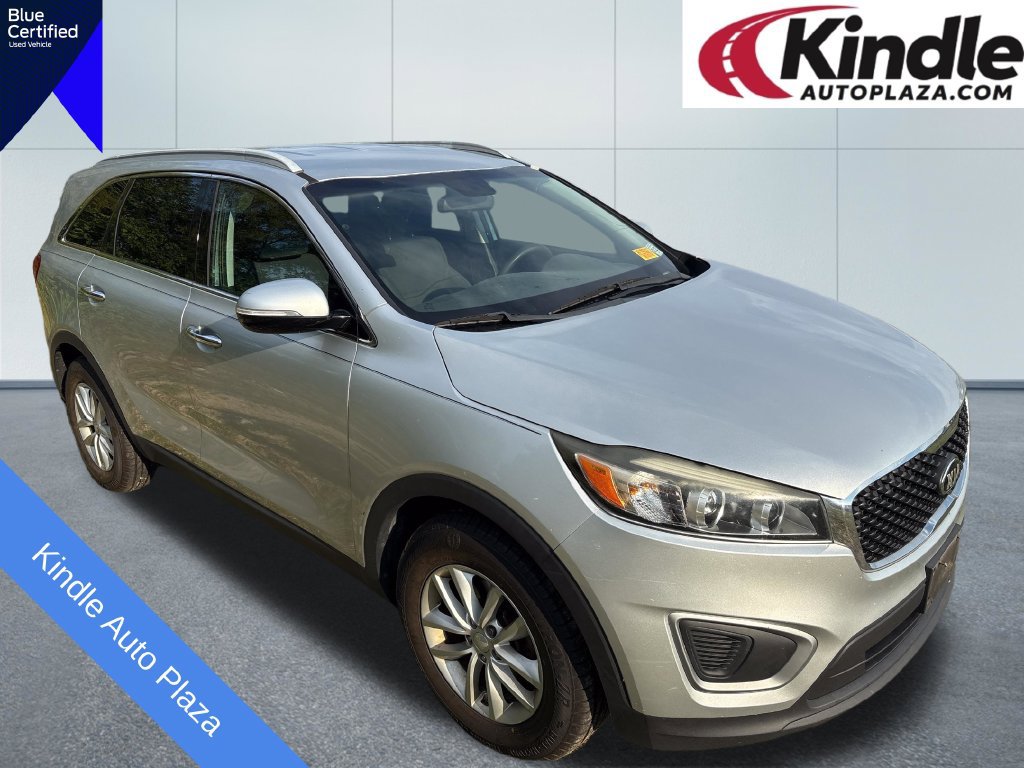 Used 2017 Kia Sorento FWD 360° Tour