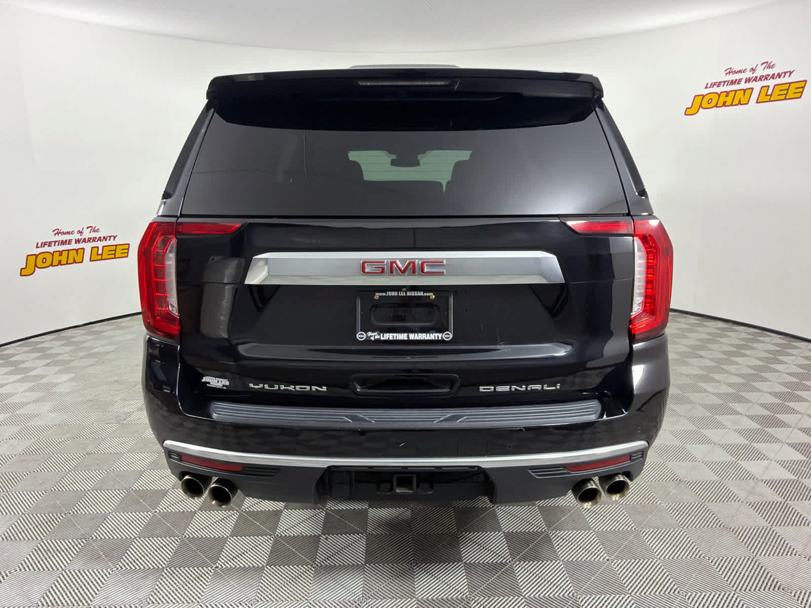 Used 2023 GMC Yukon Denali AWD/4WD image 4