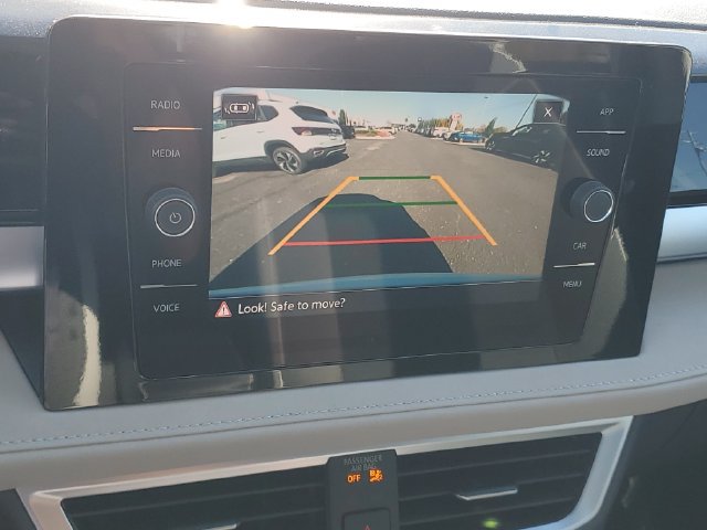 New 2027 Volkswagen Taos SE AWD/4WD image 24
