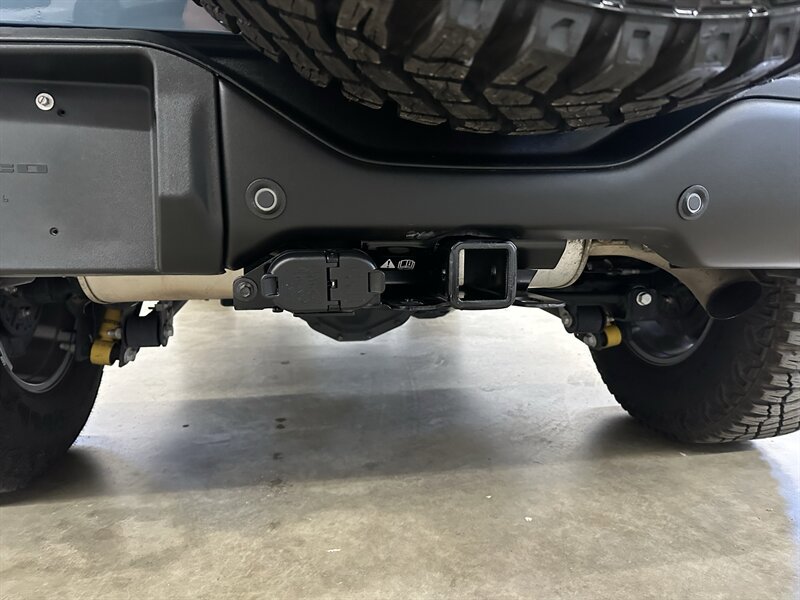 Used 2023 Ford Bronco Badlands AWD/4WD image 9