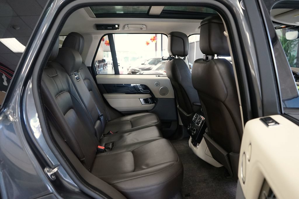 Used 2019 Land Rover Range Rover HSE AWD/4WD image 16