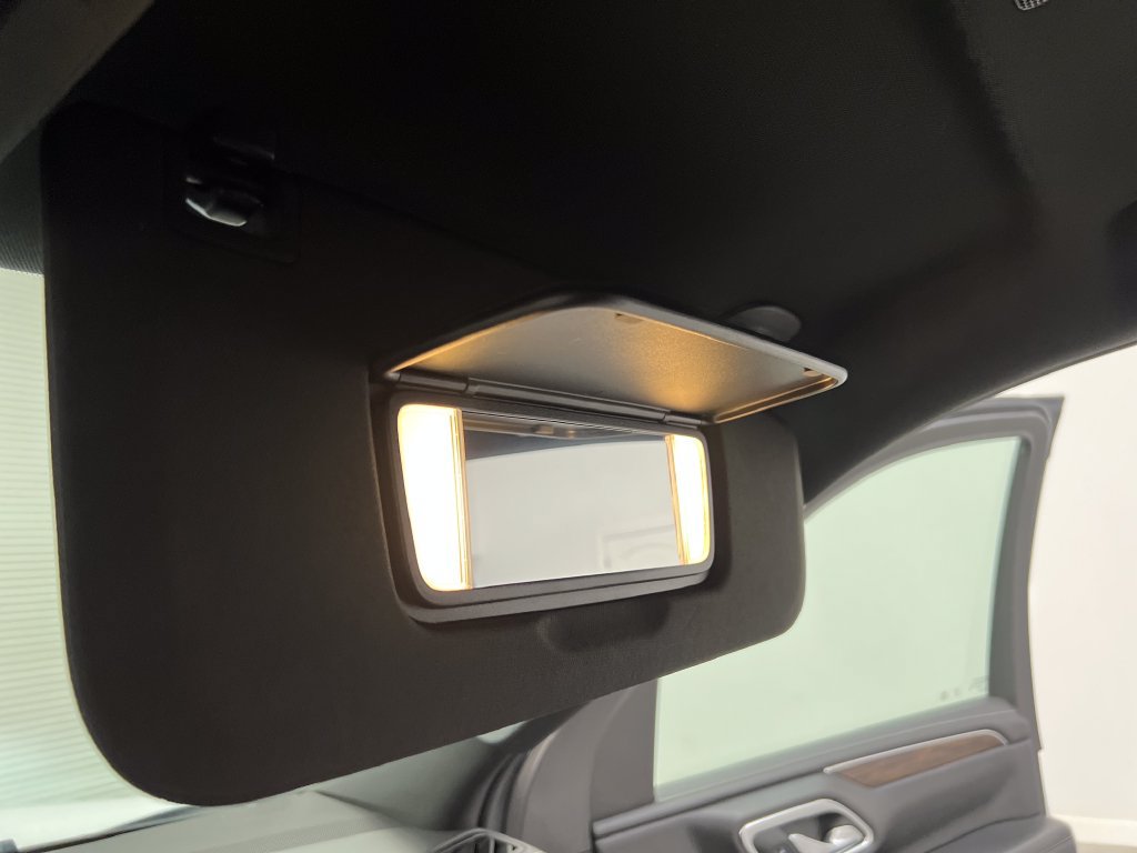 Used 2024 Chevrolet Tahoe Premier AWD/4WD image 71