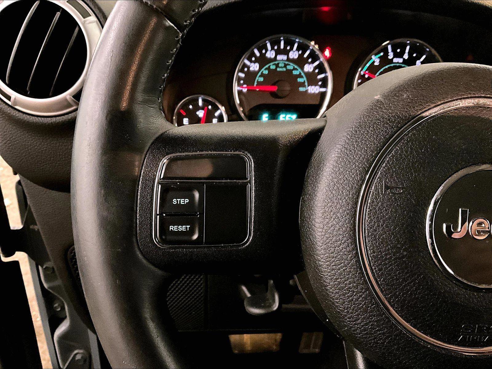 Used 2014 Jeep Wrangler Sahara w/ Dual Top Group image 18