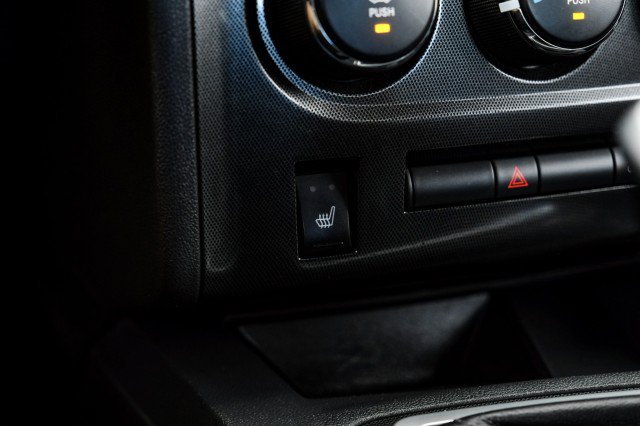 Used 2009 Dodge Challenger R/T RWD image 16