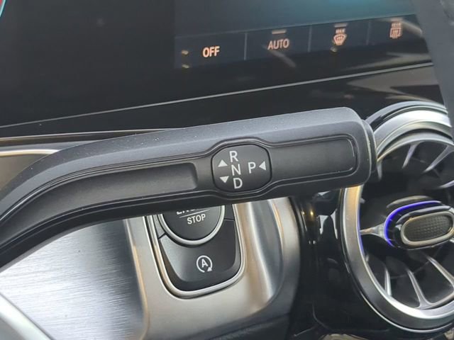 Used 2023 Mercedes-Benz GLB 250 image 19