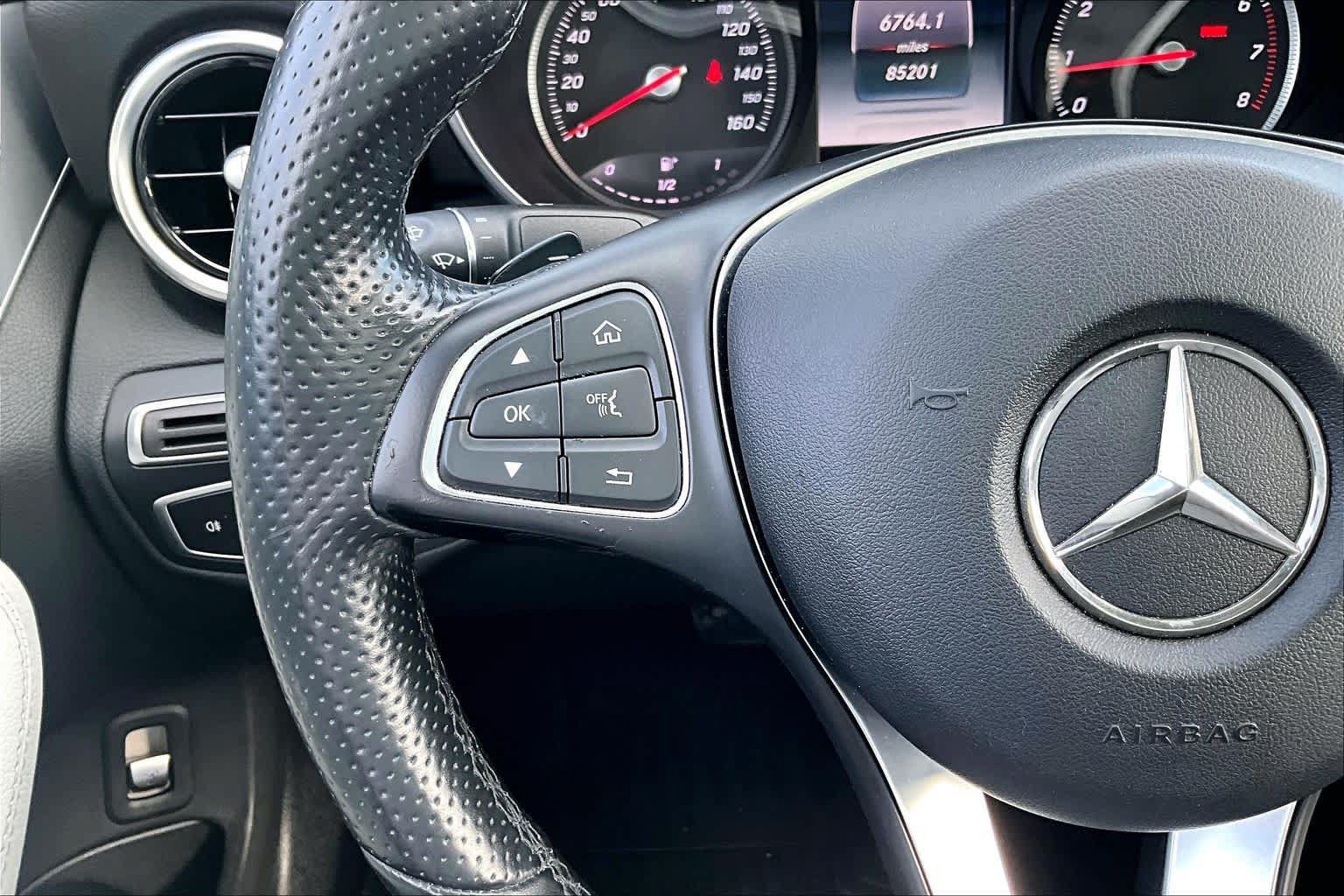 Used 2016 Mercedes-Benz C 300 4MATIC Sedan image 21