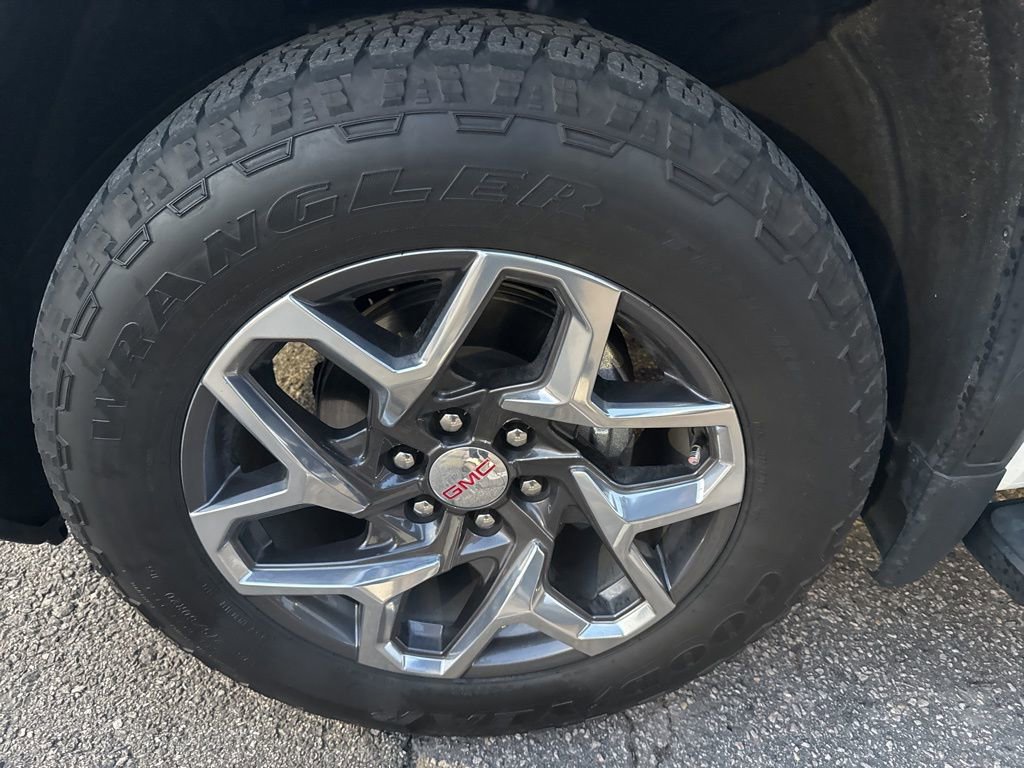 Used 2024 GMC Sierra 1500 SLT w/ SLT Premium Plus Package image 25