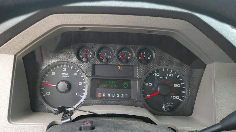 Used 2010 Ford F250 XLT AWD/4WD image 6