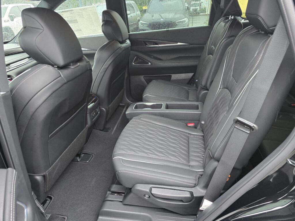 New 2026 INFINITI QX60 Autograph image 16