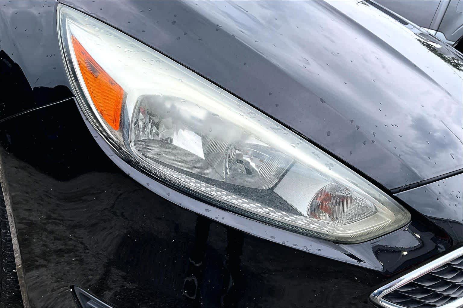 Used 2015 Ford Focus SE FWD image 27