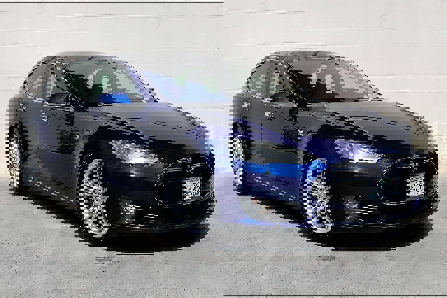 Used 2015 Tesla Model S 70D AWD/4WD image 22