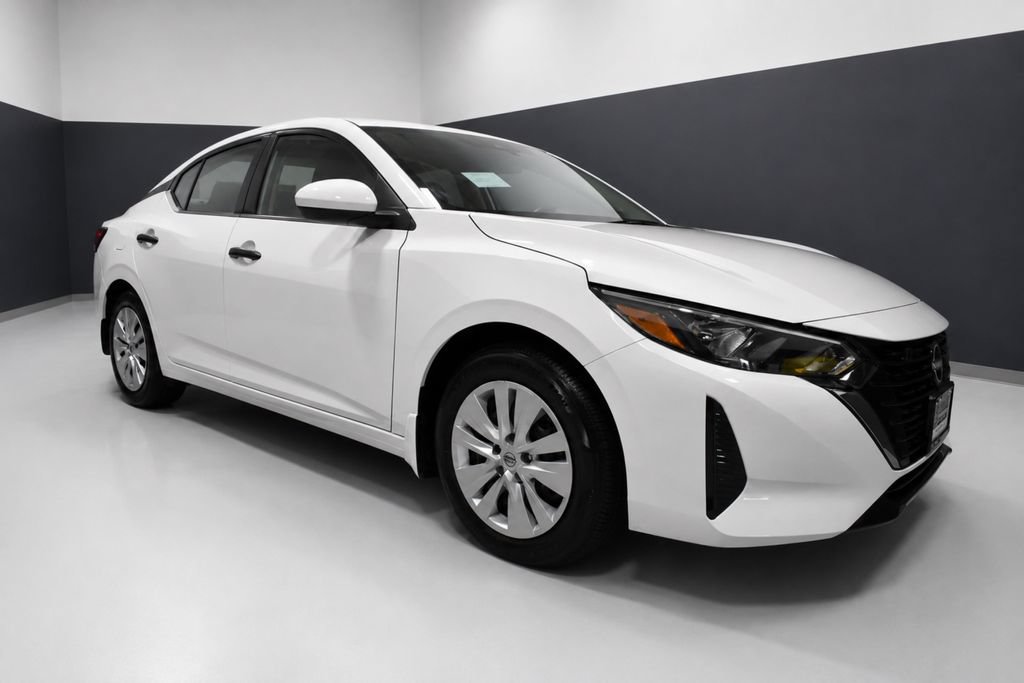 Certified 2025 Nissan Sentra S FWD image 7