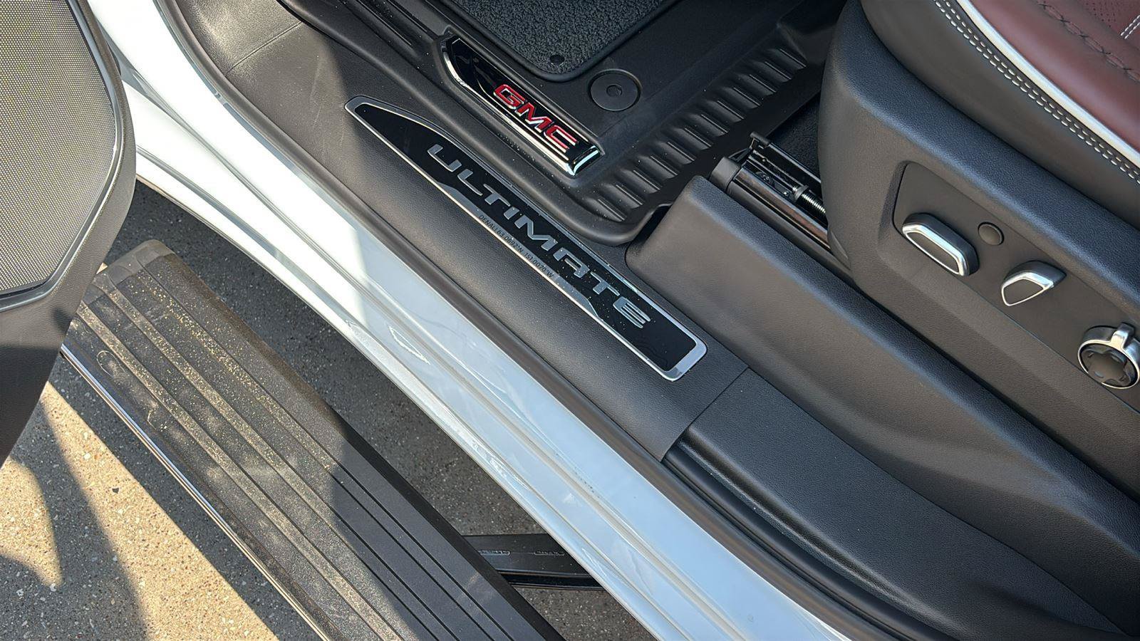 New 2026 GMC Sierra 1500 Denali Ultimate AWD/4WD image 17